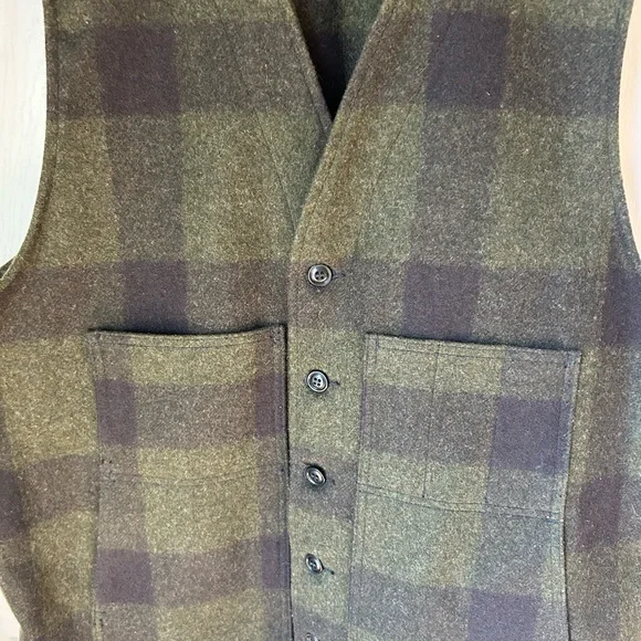 Like-New 3XLarge Filson Mackinaw Wool Vest forest green plaid - Picture 6 of 12